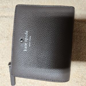 Kate Spade Gray Leather Wallet